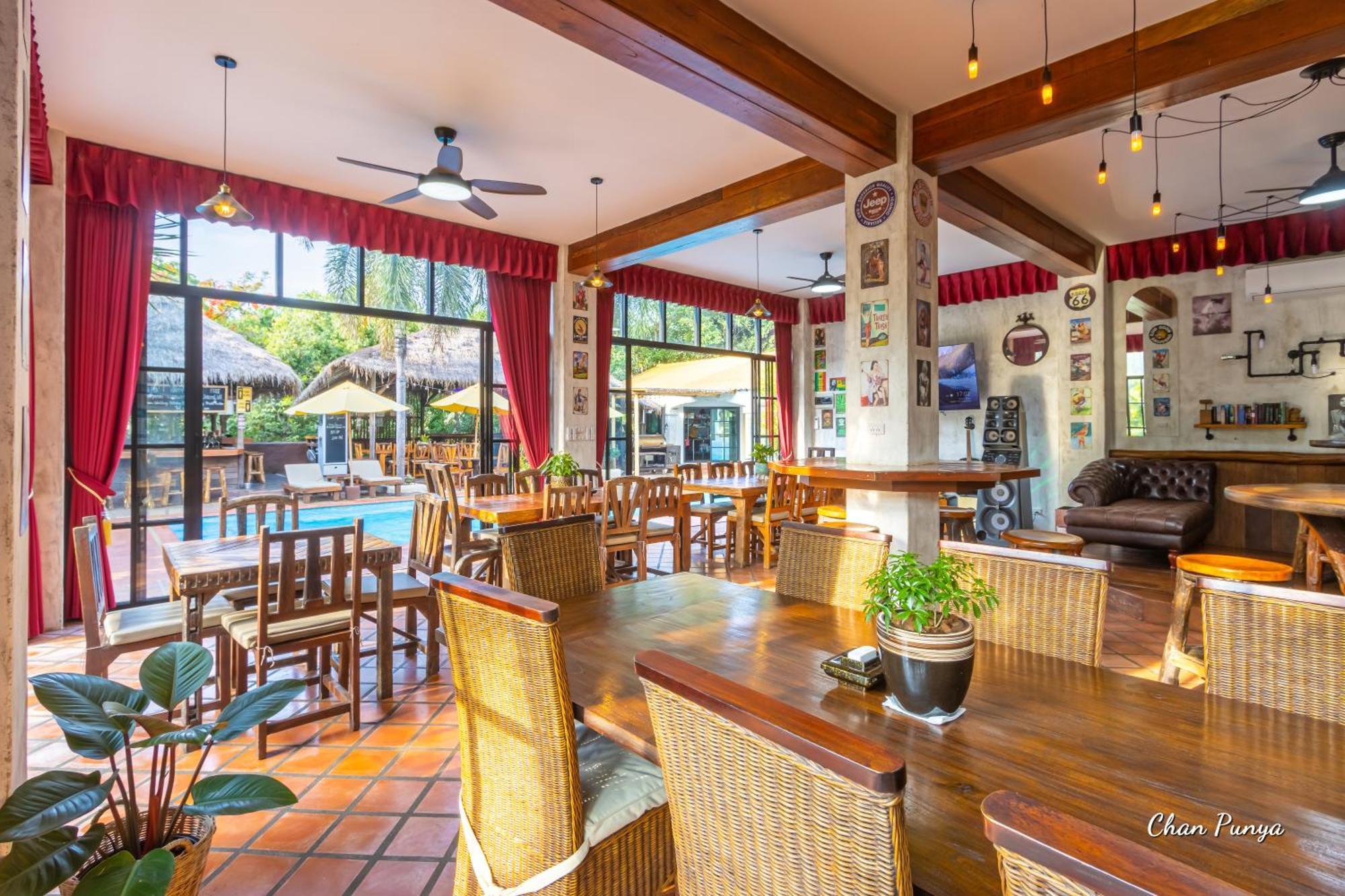 Baanpong Lodge San Kamphaeng Экстерьер фото